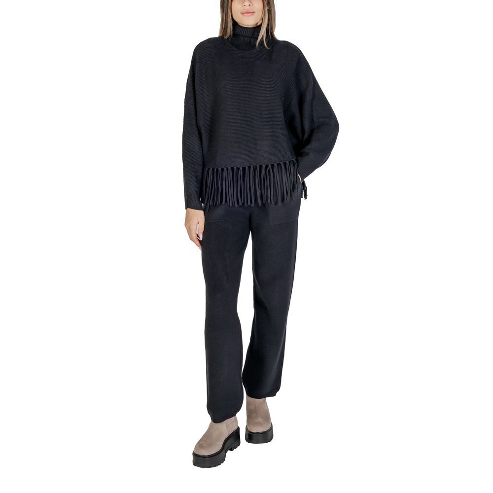 Cleré Black Viscose Turtleneck for Women