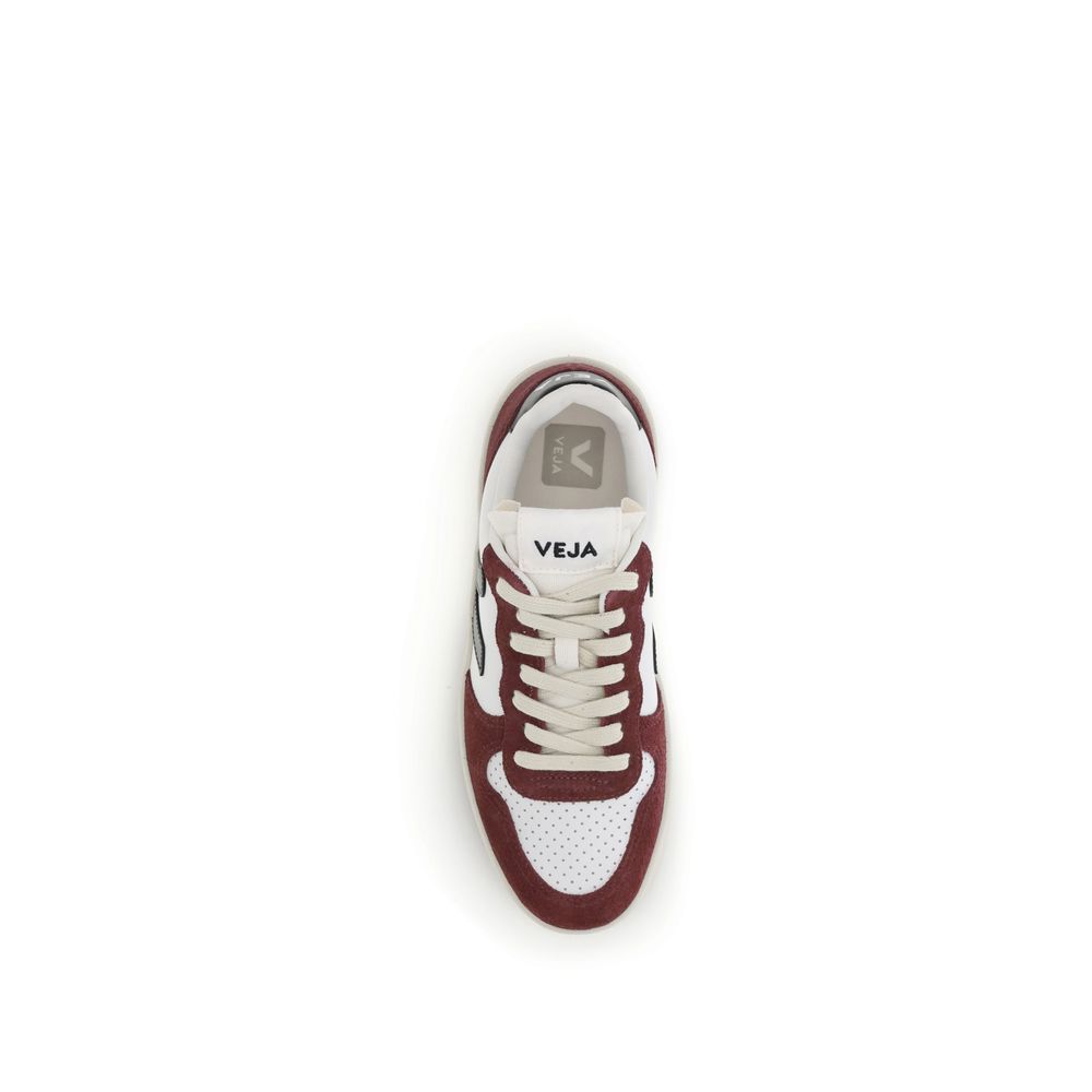 Veja V-10 Sneaker - Stylish & Sustainable