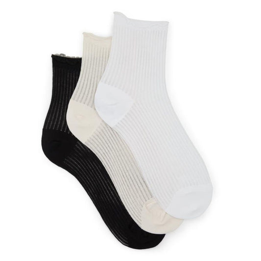 ALDO White Cotton Socks - Elevate Your Everyday Essentials