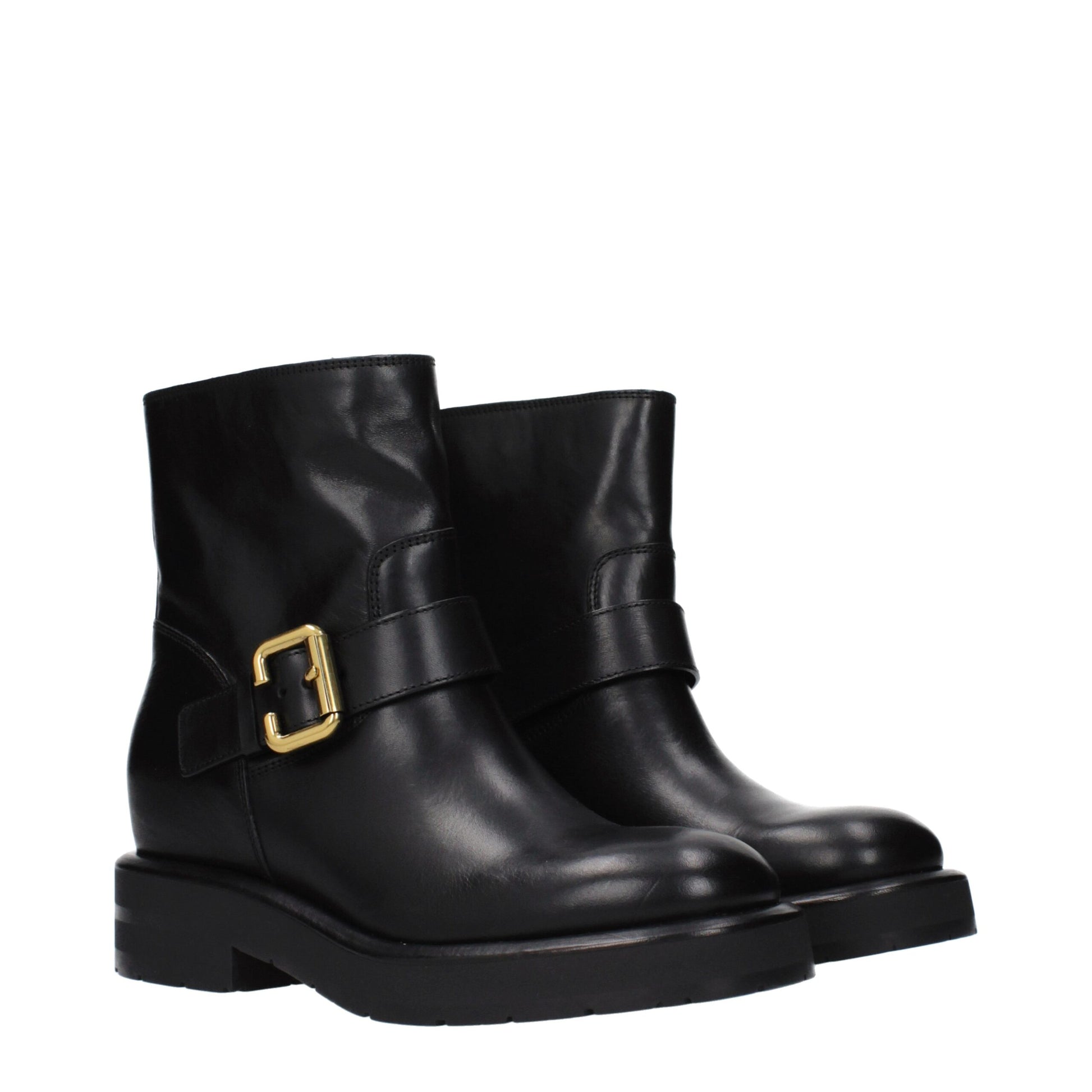 Chloé Black Leather Ankle Boots - Effortless Elegance