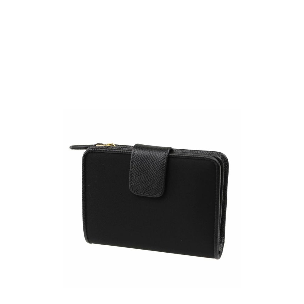 Prada Black Nylon Wallet: Elegance Meets Functionality