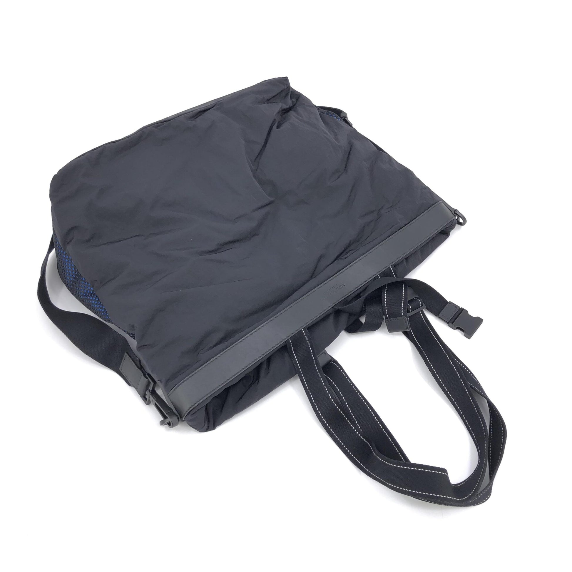 Bottega Veneta Preloved Black and Blue Nylon Convertible Tote – A Refined Masterpiece of Elegance