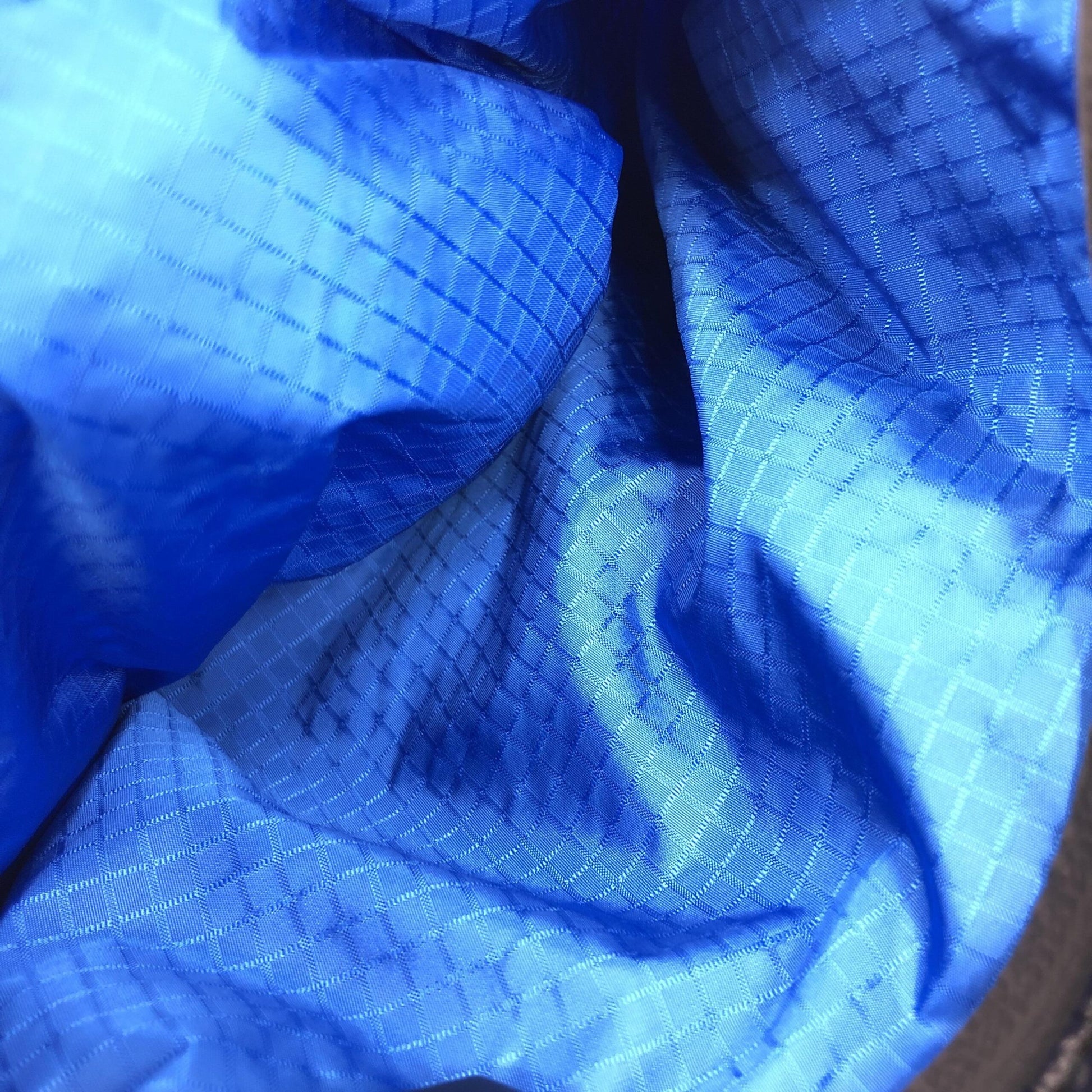 Bottega Veneta Preloved Black and Blue Nylon Convertible Tote – A Refined Masterpiece of Elegance