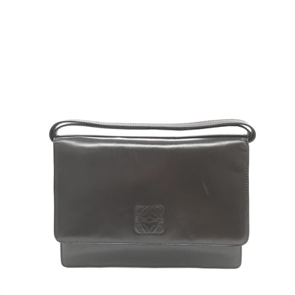 Loewe Preloved Black Leather Shoulder Bag – A Timeless Elegance in Good Condition