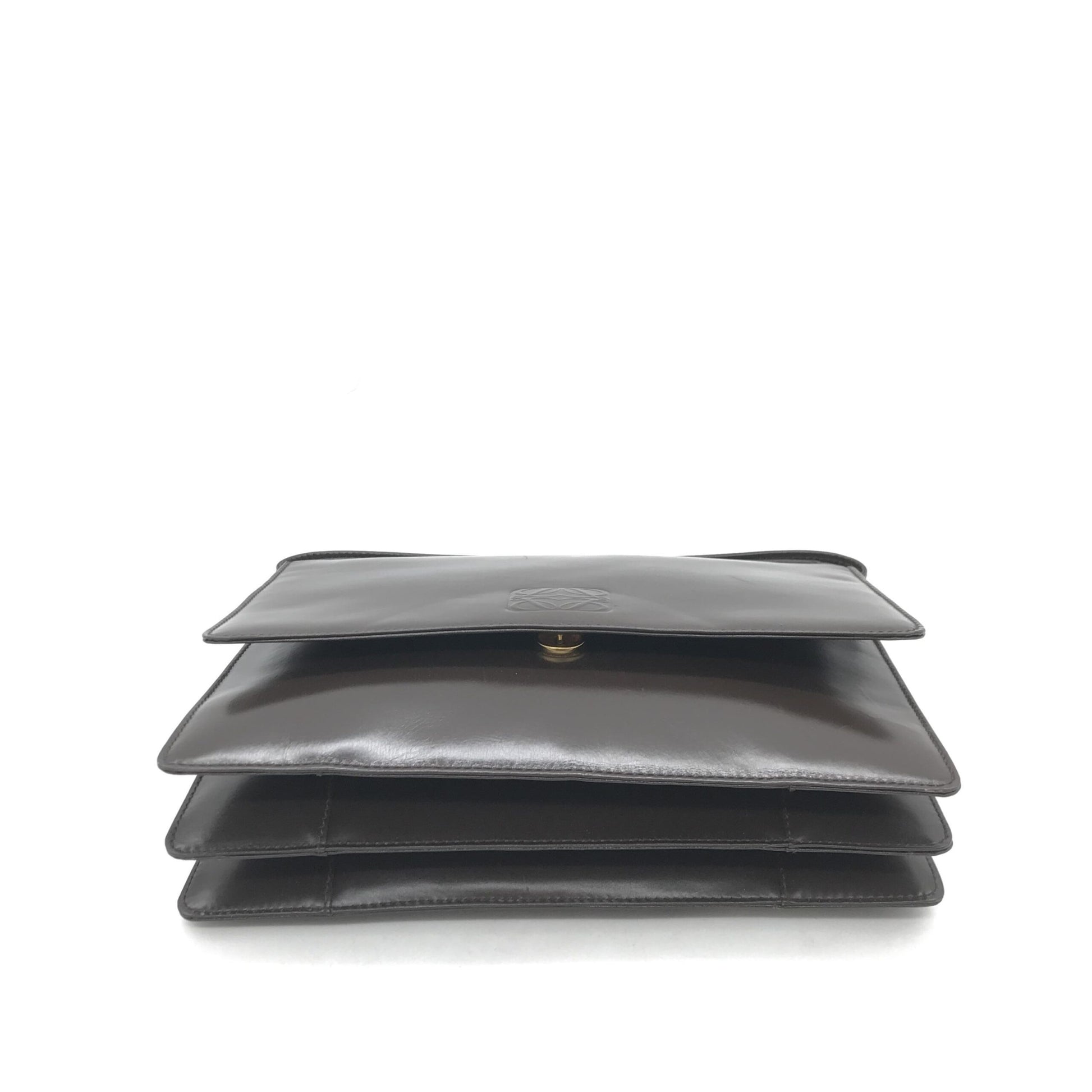 Loewe Preloved Black Leather Shoulder Bag – A Timeless Elegance in Good Condition