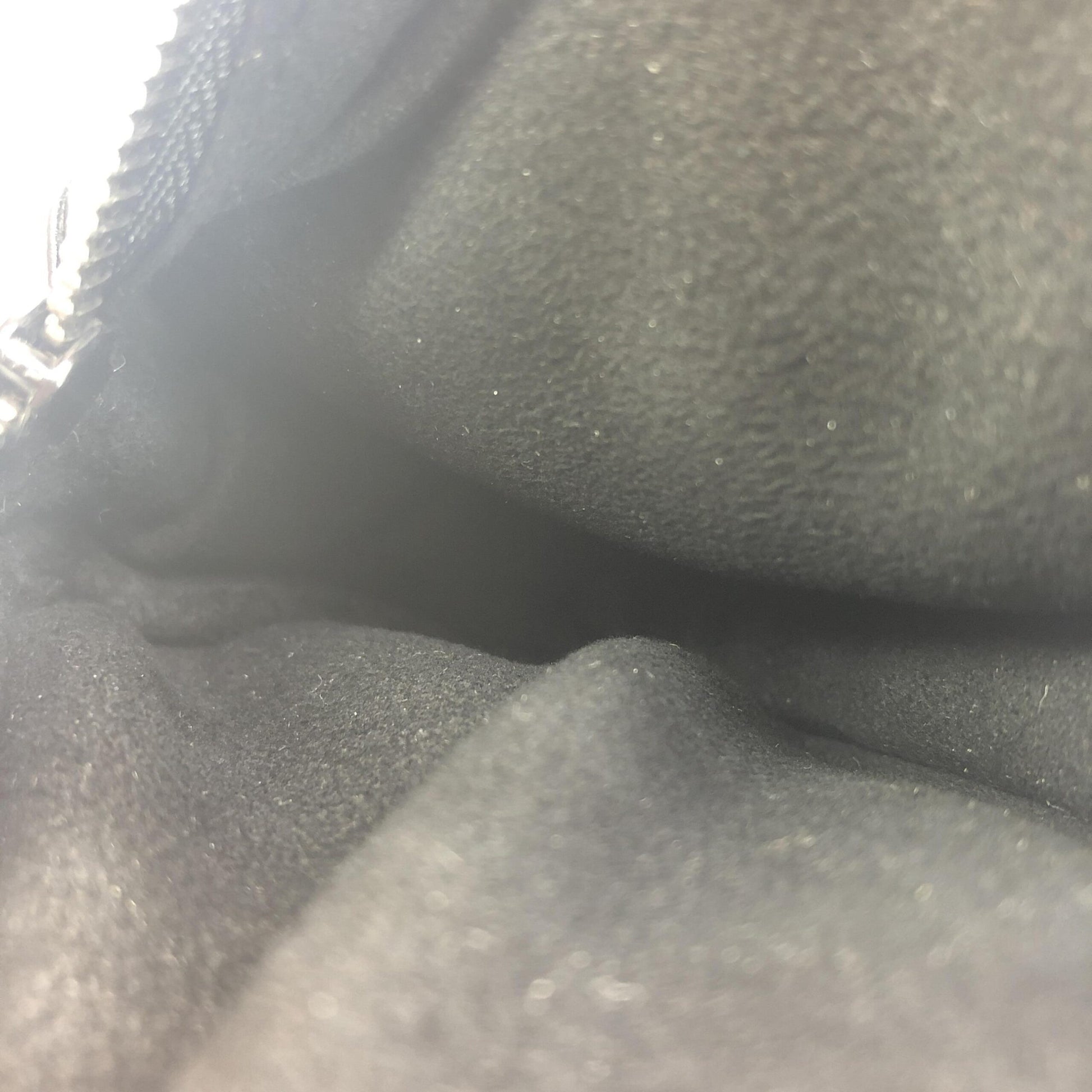 Louis Vuitton Black Leather Zippered Carrying Case – Pristine Preloved Luxury Accessory