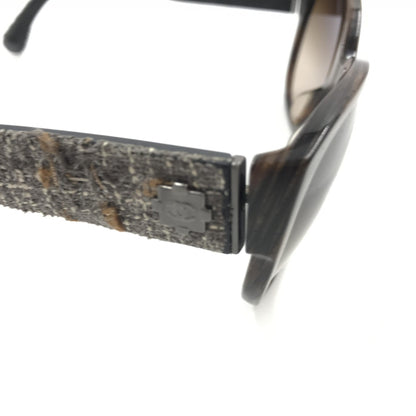 Chanel Preloved Brown Frame Sunglasses with Tweed Accents – A Timeless Elegance