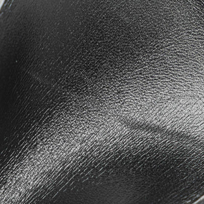 Hermès Black Woven Shoulder Bag - Preloved Luxury with Timeless Character