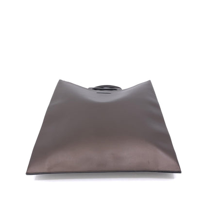 Gucci Preloved Brown Leather Handbag – Timeless Elegance with Character