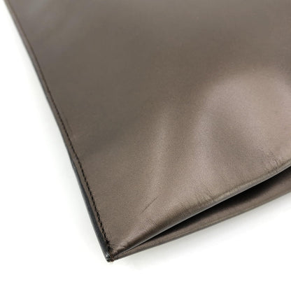 Gucci Preloved Brown Leather Handbag – Timeless Elegance with Character