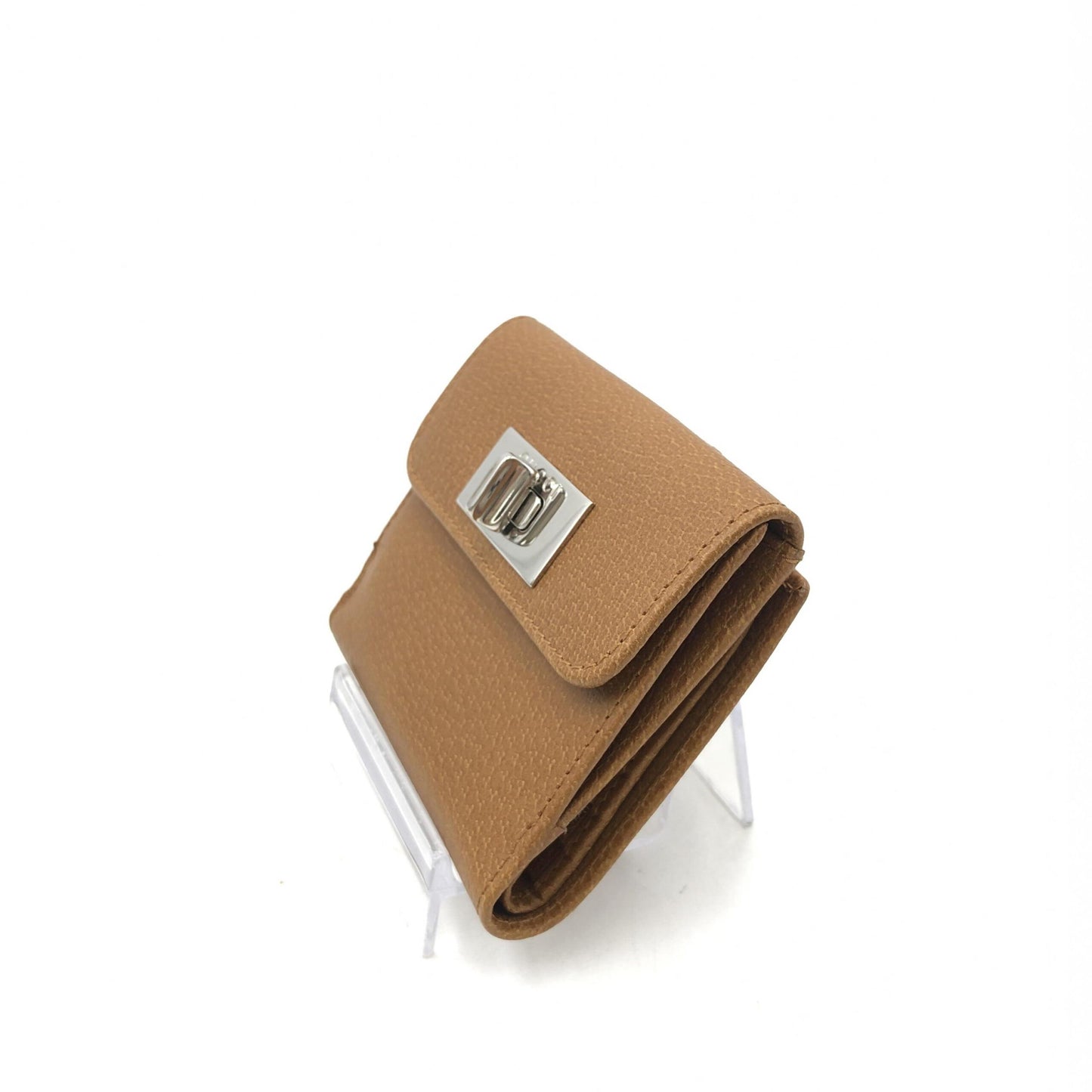 Gucci Preloved Brown Leather Wallet - Timeless Elegance with Turnlock Closure