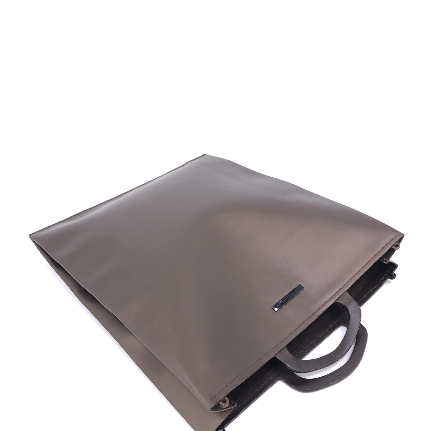 Gucci Preloved Brown Leather Handbag – Timeless Elegance with Character