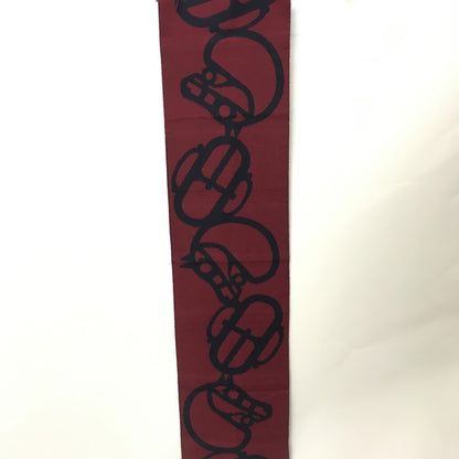 Hermès Preloved Cashmere Muffler in Pristine Burgundy Elegance