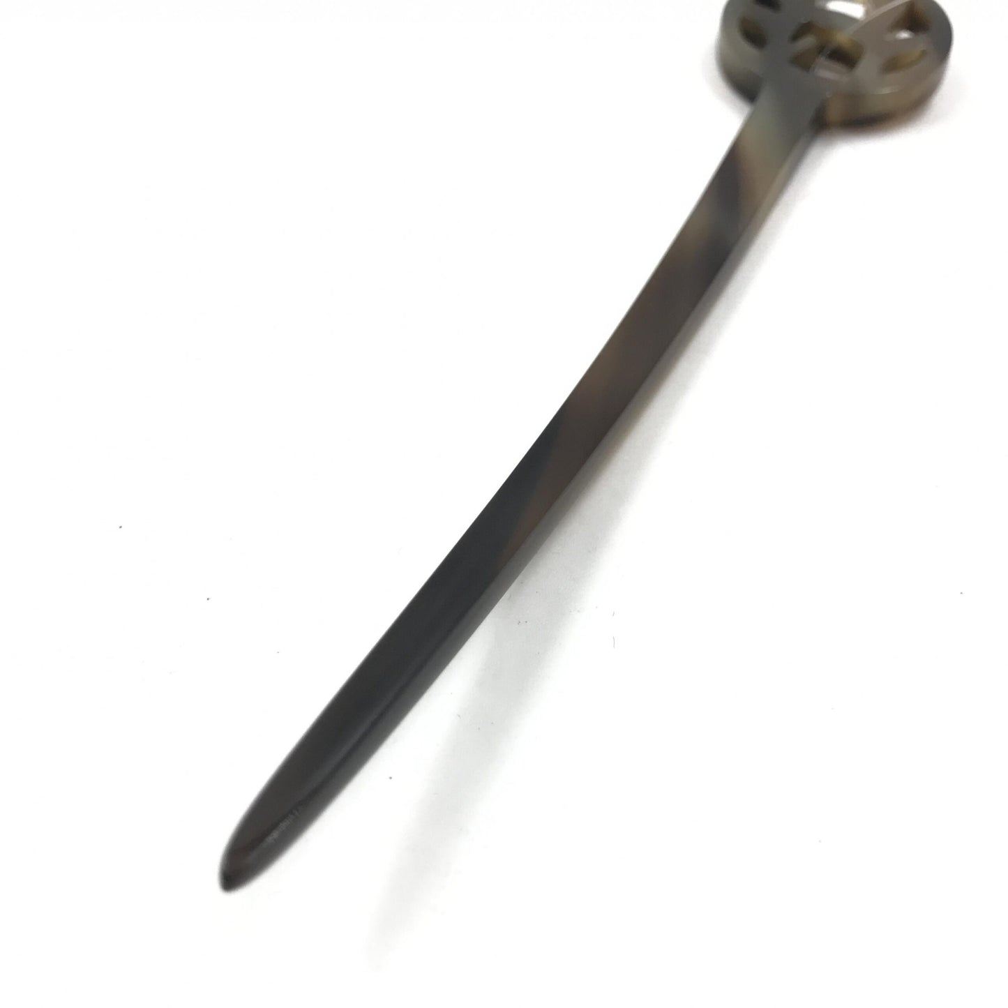 Hermès Preloved Buffalo Horn Kanzashi - Exquisite Elegance in Pristine Condition