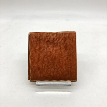 Hermès Preloved Compact Wallet in Brown Leather – Timeless Elegance with Character