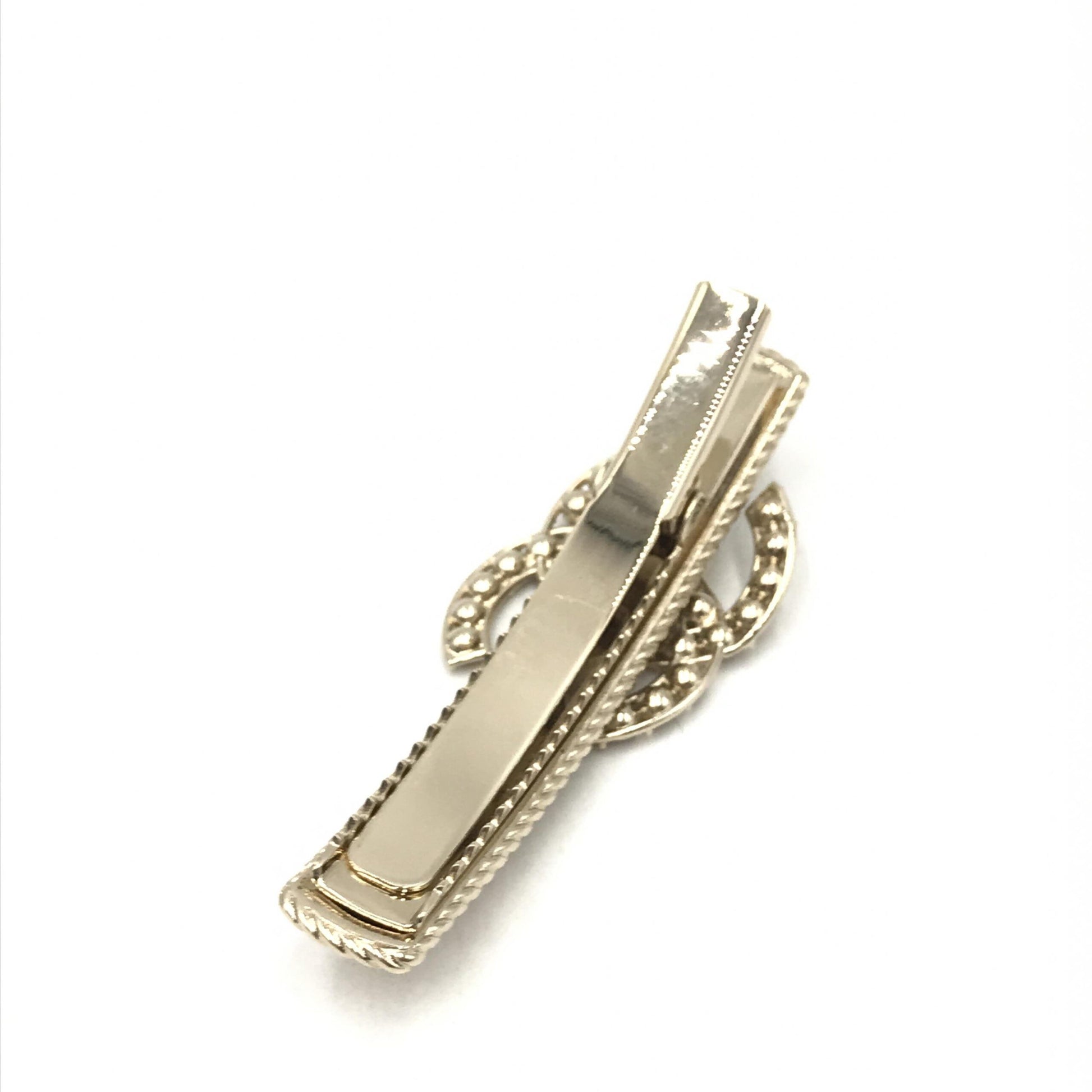 Chanel Preloved Crystal Pearl CC Hair Clip - Exquisite Luxury Accessory in Pristine Condition