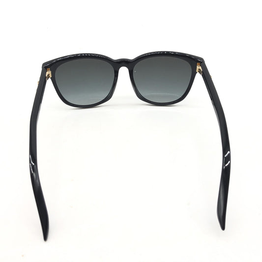 Gucci GG Marmont Preloved Sunglasses with Case – A Touch of Luxurious Glamour
