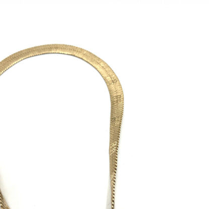 Givenchy Preloved Gold-Plated Herringbone Chain Bracelet – Timeless Elegance in Very Good Condition