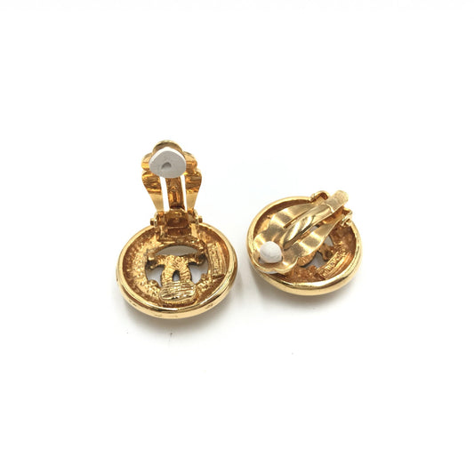 Chanel Preloved Gold Plated CC Clip-On Earrings – Luxe Vintage Elegance
