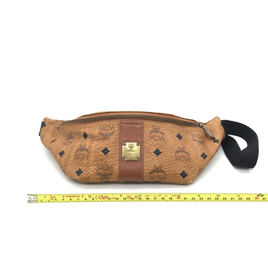 MCM Preloved Leather Waist Bag with Logo Pattern – A Luxurious Blend of Style and Practicality