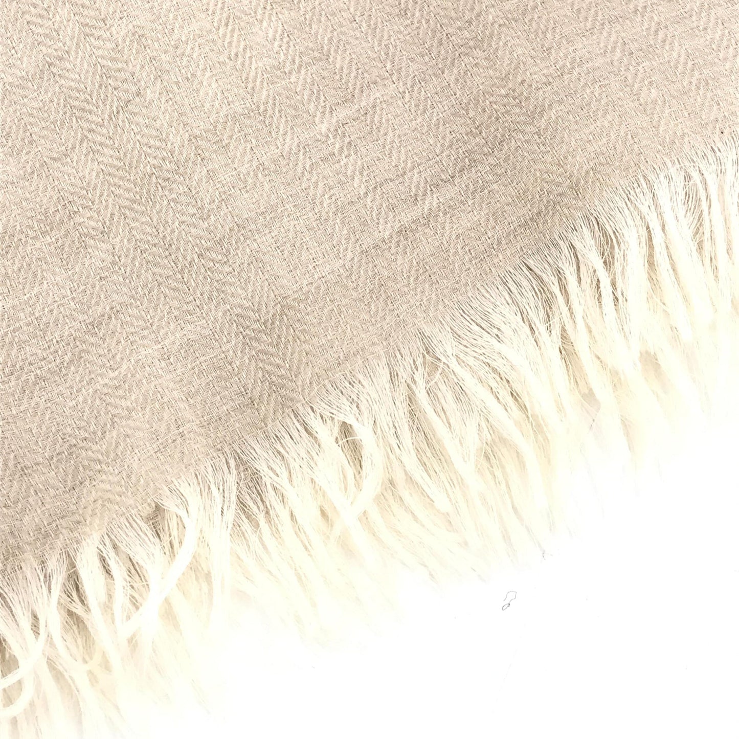 Hermès Preloved Light Beige Linen Scarf with Fringes - A Timeless Luxury Accessory