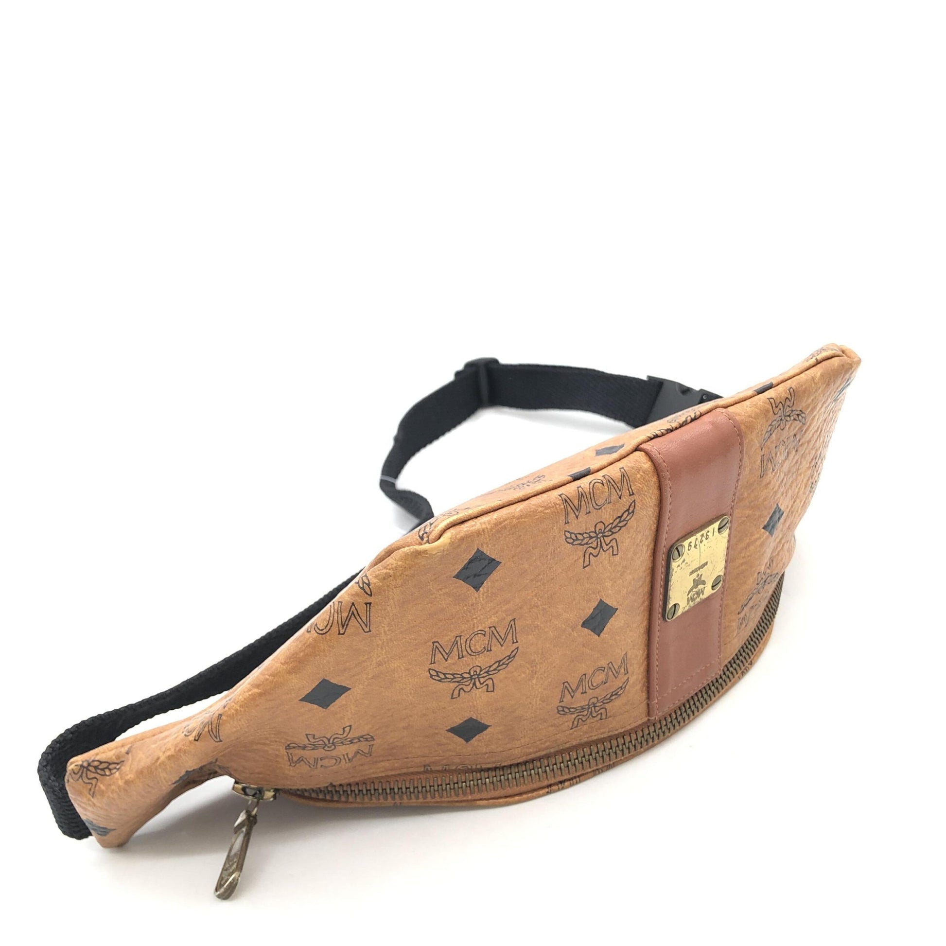 MCM Preloved Leather Waist Bag with Logo Pattern – A Luxurious Blend of Style and Practicality