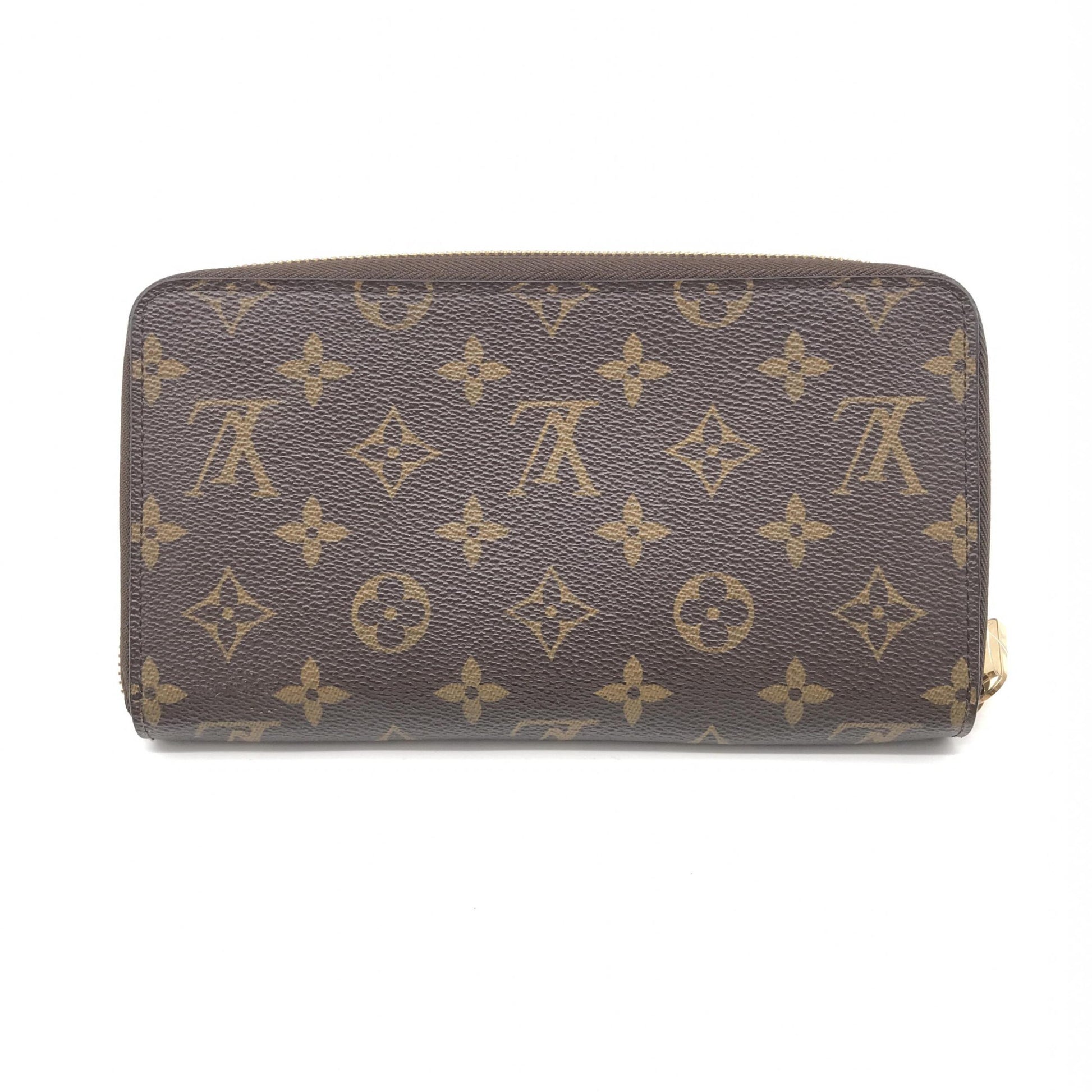 Louis Vuitton Monogram Zippy Wallet - Preloved Luxury in Very Good Condition