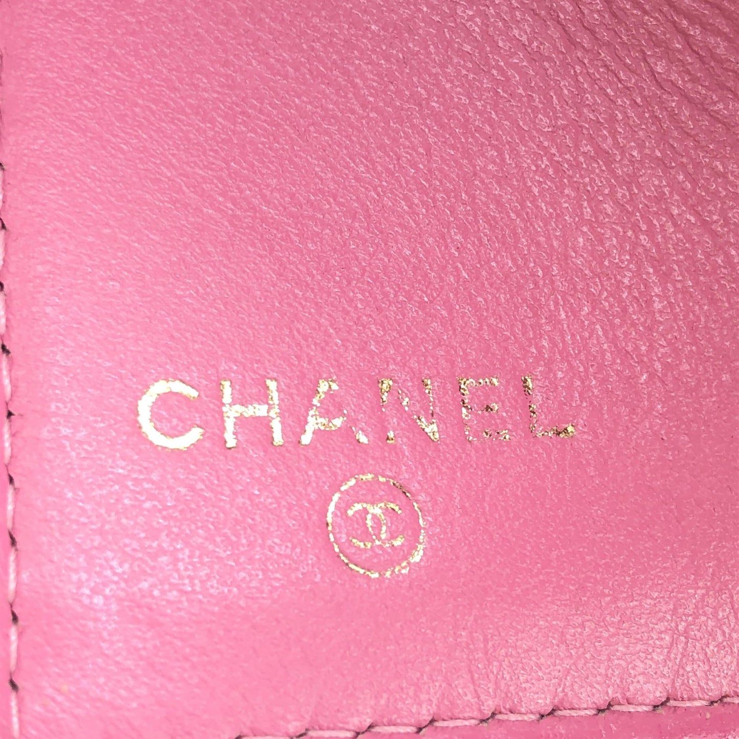 Chanel Preloved Pink Leather Quilted Flap Wallet – A Timeless Luxury Statement Piece