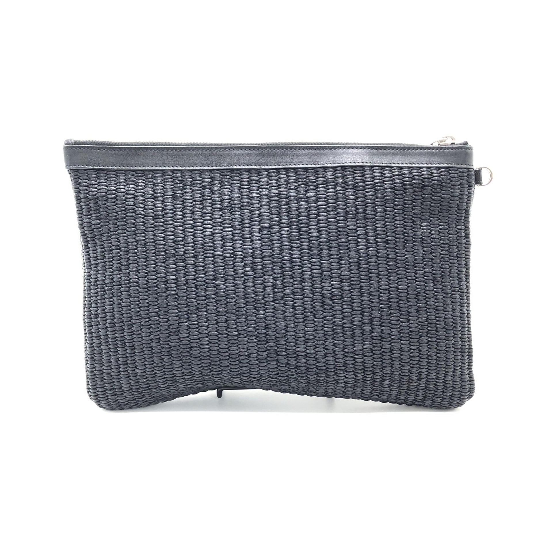 Saint Laurent Rive Gauche Preloved Zipped Pouch in Black – A Timeless Elegance
