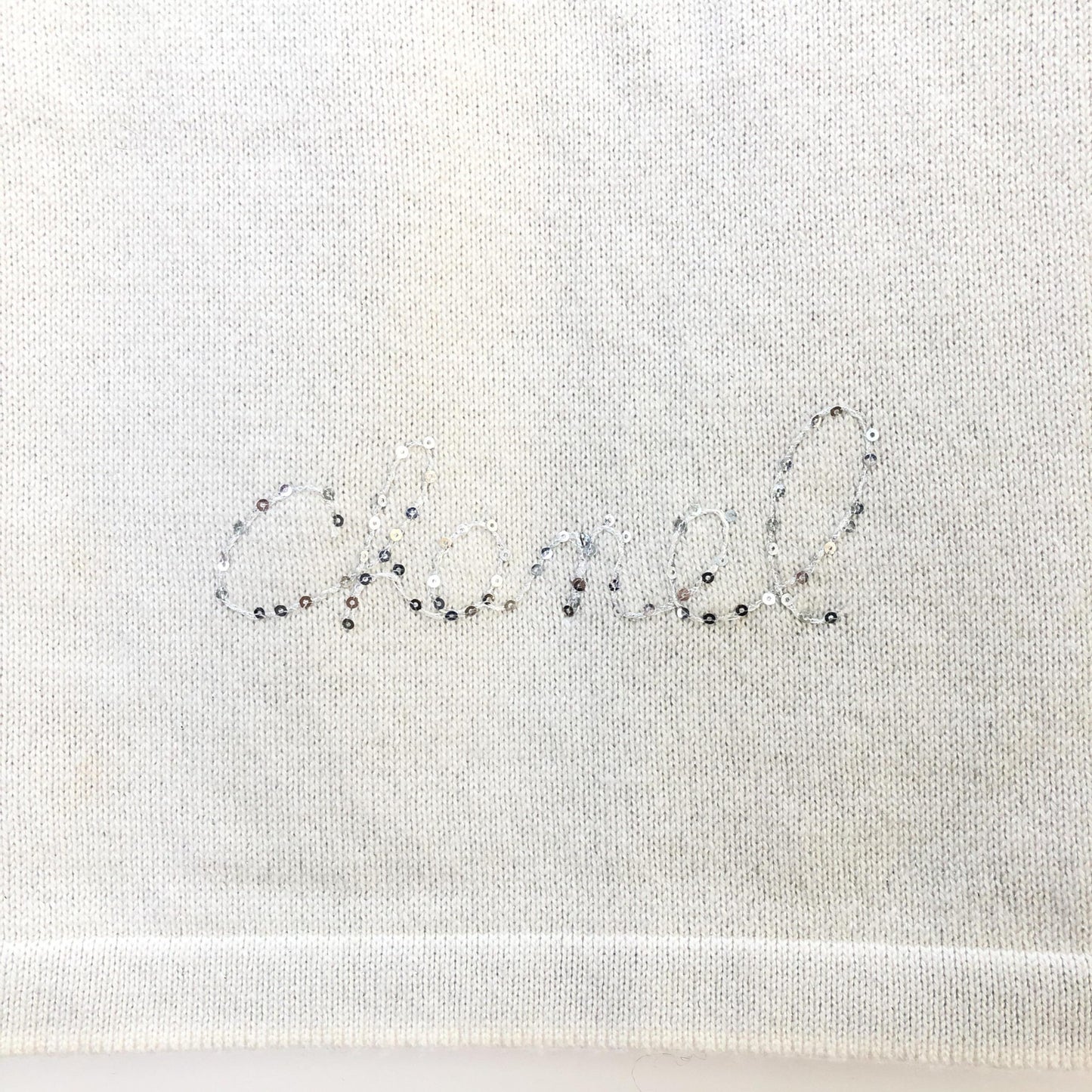 Chanel Preloved Wool Shawl/Scarf in Pristine White - Timeless Elegance