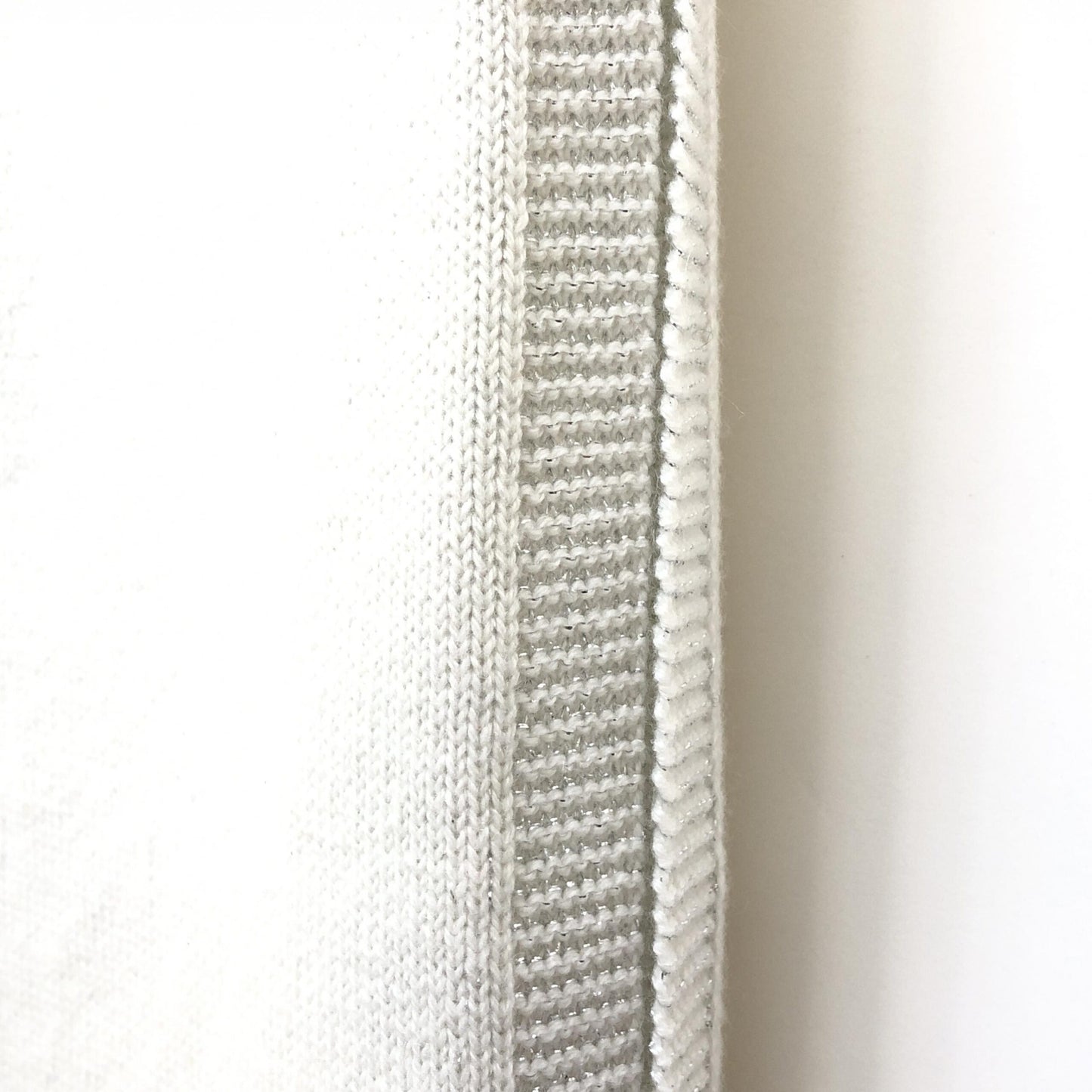 Chanel Preloved Wool Shawl/Scarf in Pristine White - Timeless Elegance