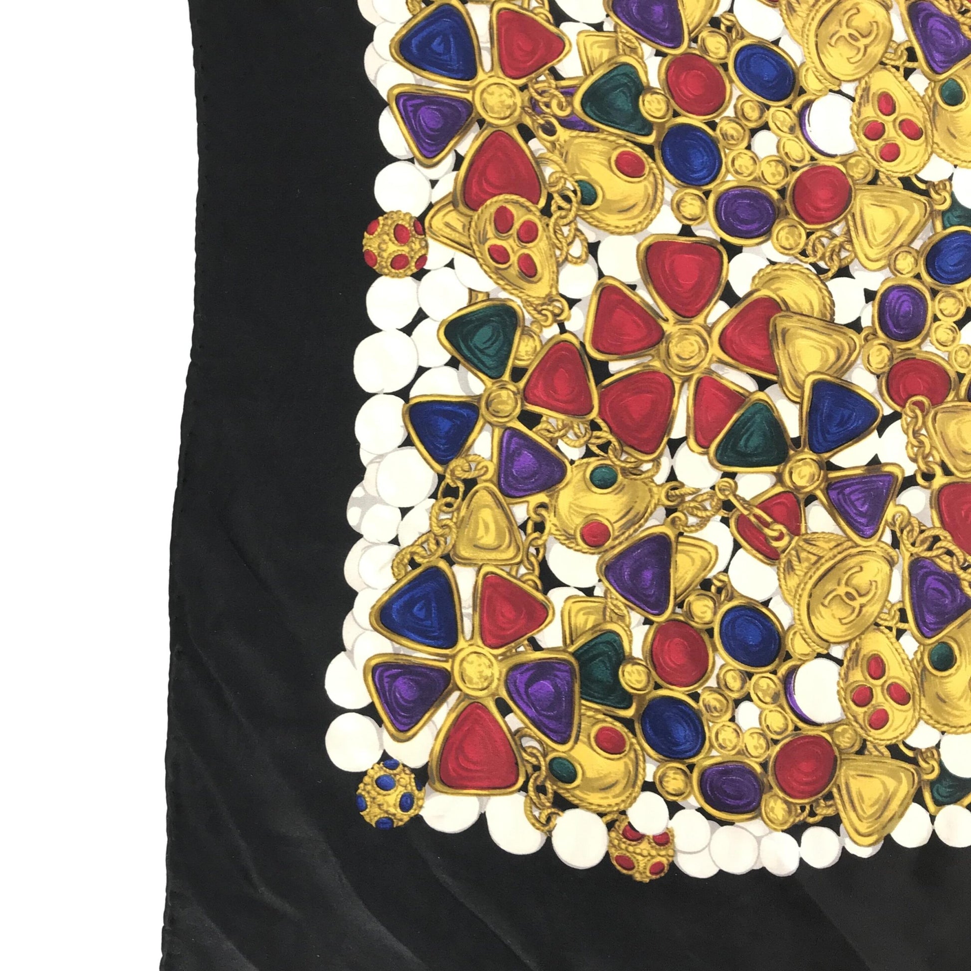 Chanel Preloved Silk Scarf with Vibrant Jewelry Print – A Luxurious Expression of Timeless Elegance