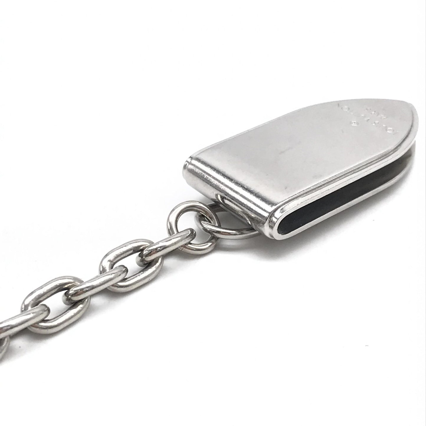 Louis Vuitton Preloved Silver Money Clip with Chain – A Timeless Piece of Luxury