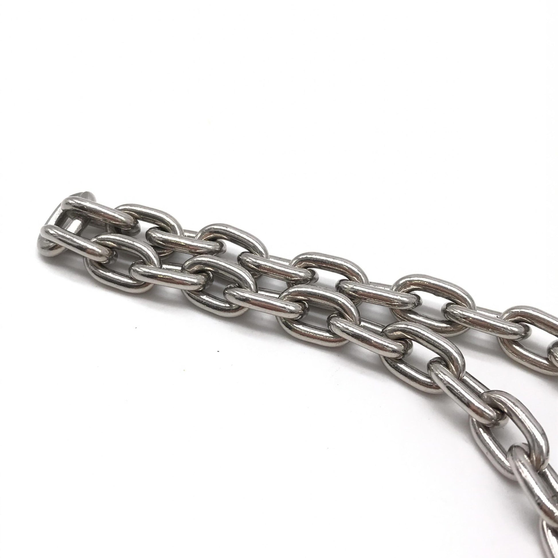 Louis Vuitton Preloved Silver Money Clip with Chain – A Timeless Piece of Luxury