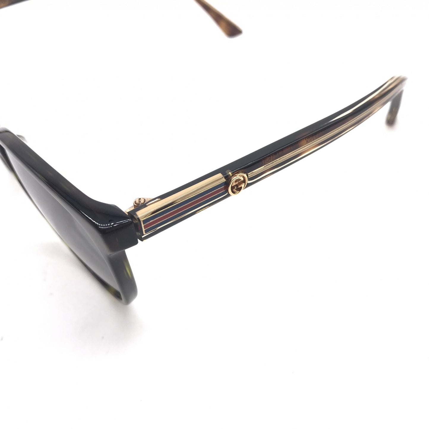 Gucci Preloved Sunglasses - Exquisite Luxury in B+ Condition