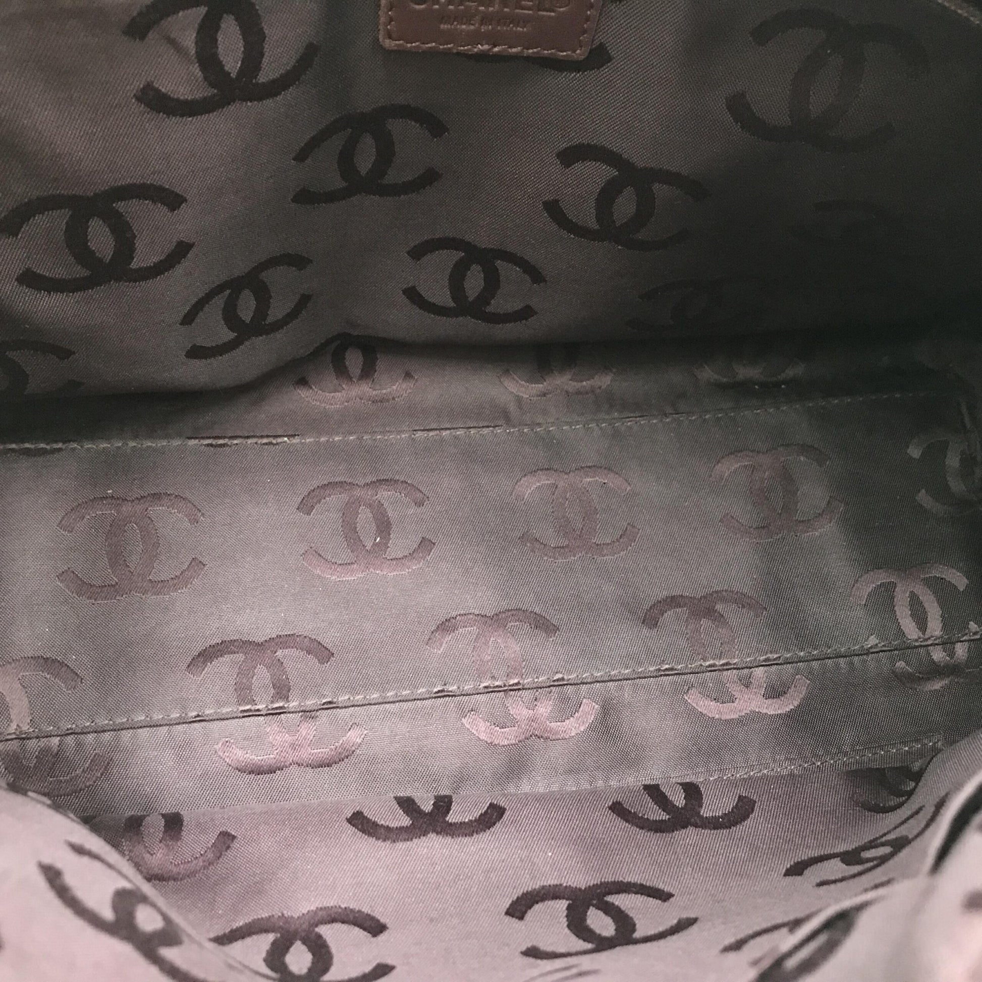 Chanel Preloved Wild Stitch Handbag Mini Boston Red - Vintage Elegance in Fair Condition