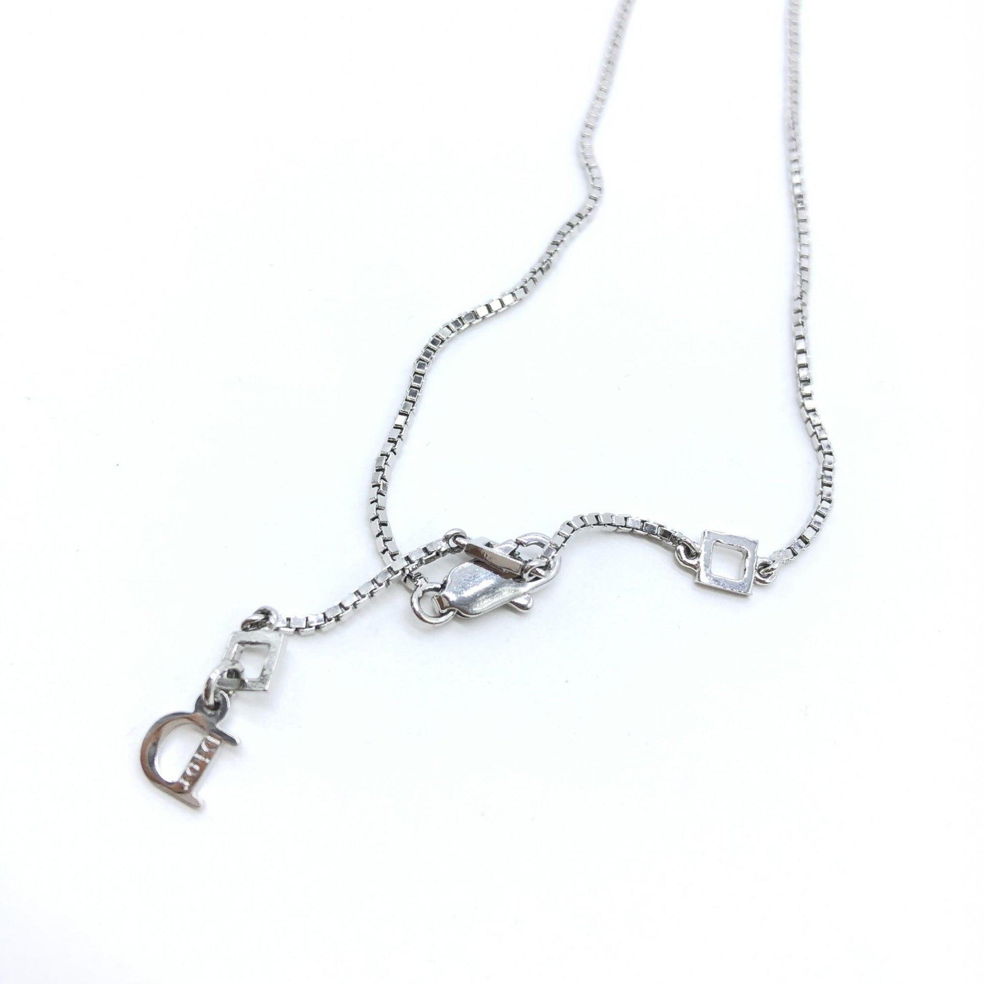 Christian Dior Preloved 925 Sterling Silver Antique Art Deco Howard & Co. "Port" Necklace – A Timeless Elegance