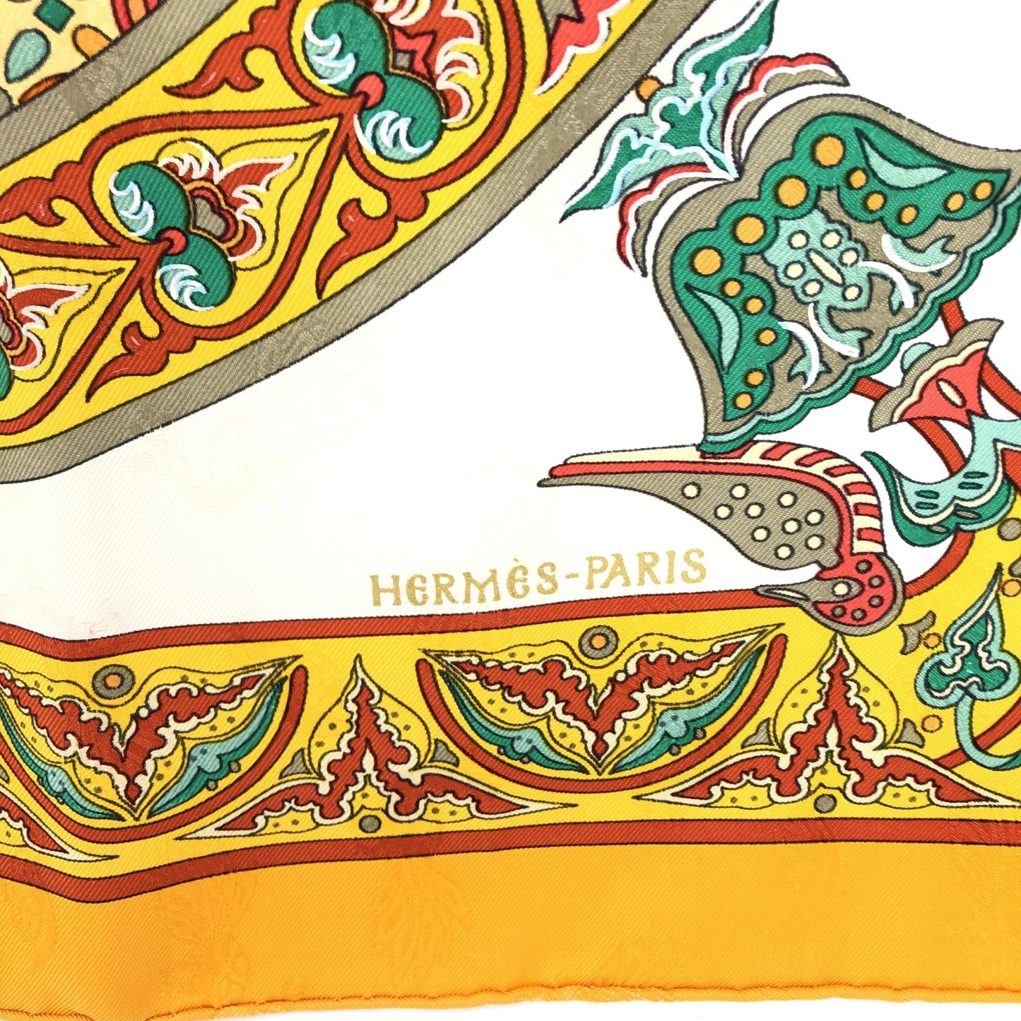 Hermès Preloved HERMÈS Carré 45 "CIELS BYZANTINS" 100% Silk Scarf in Pristine Yellow Opulence