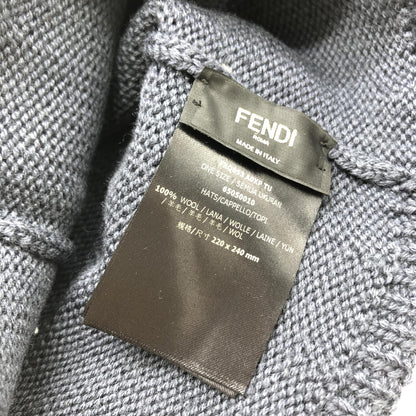 Fendi Preloved Wool Knit Beanie with Logo Design – Immaculate Luxury in Grey
