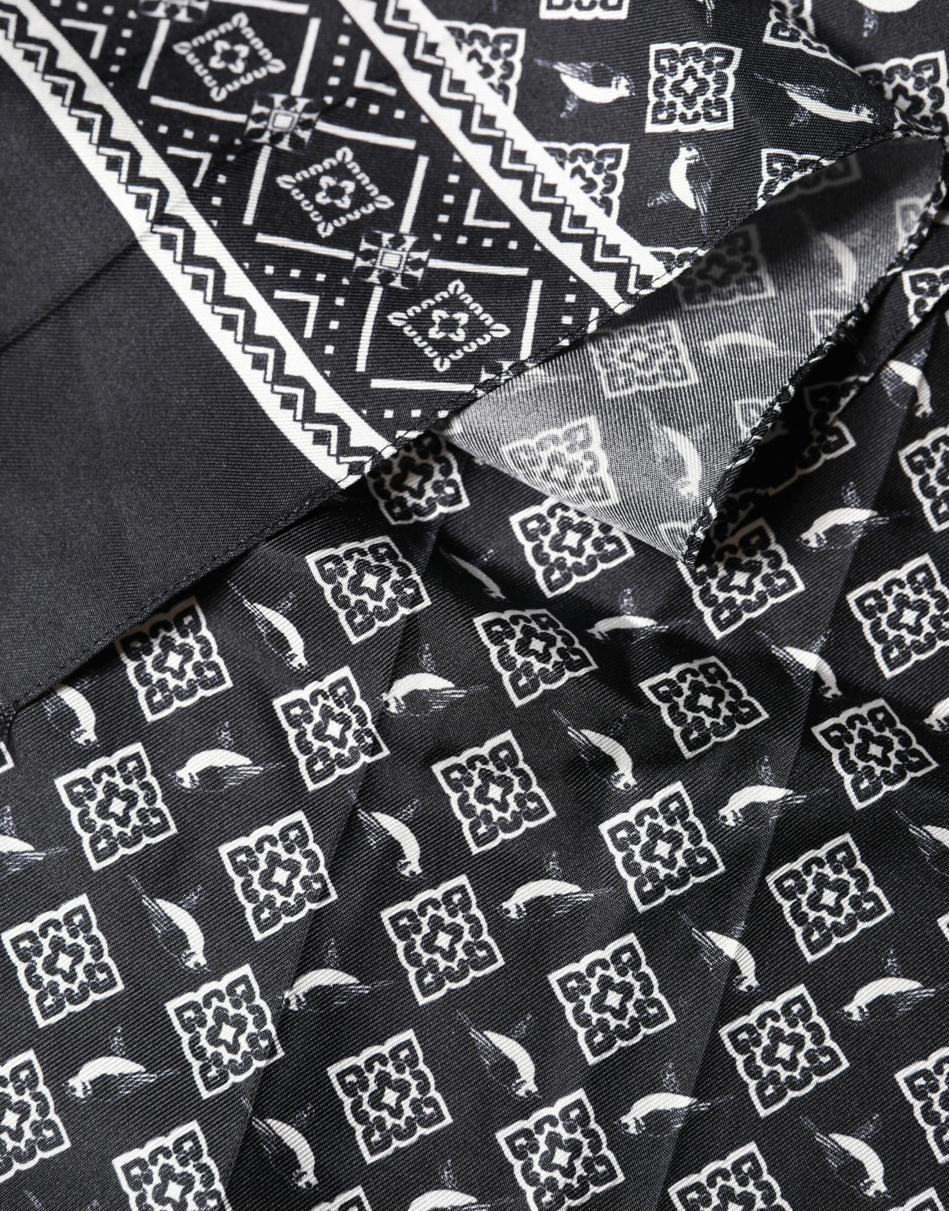 Dolce & Gabbana Black Gray Silk Bird Fringe Wrap Foulard Scarf