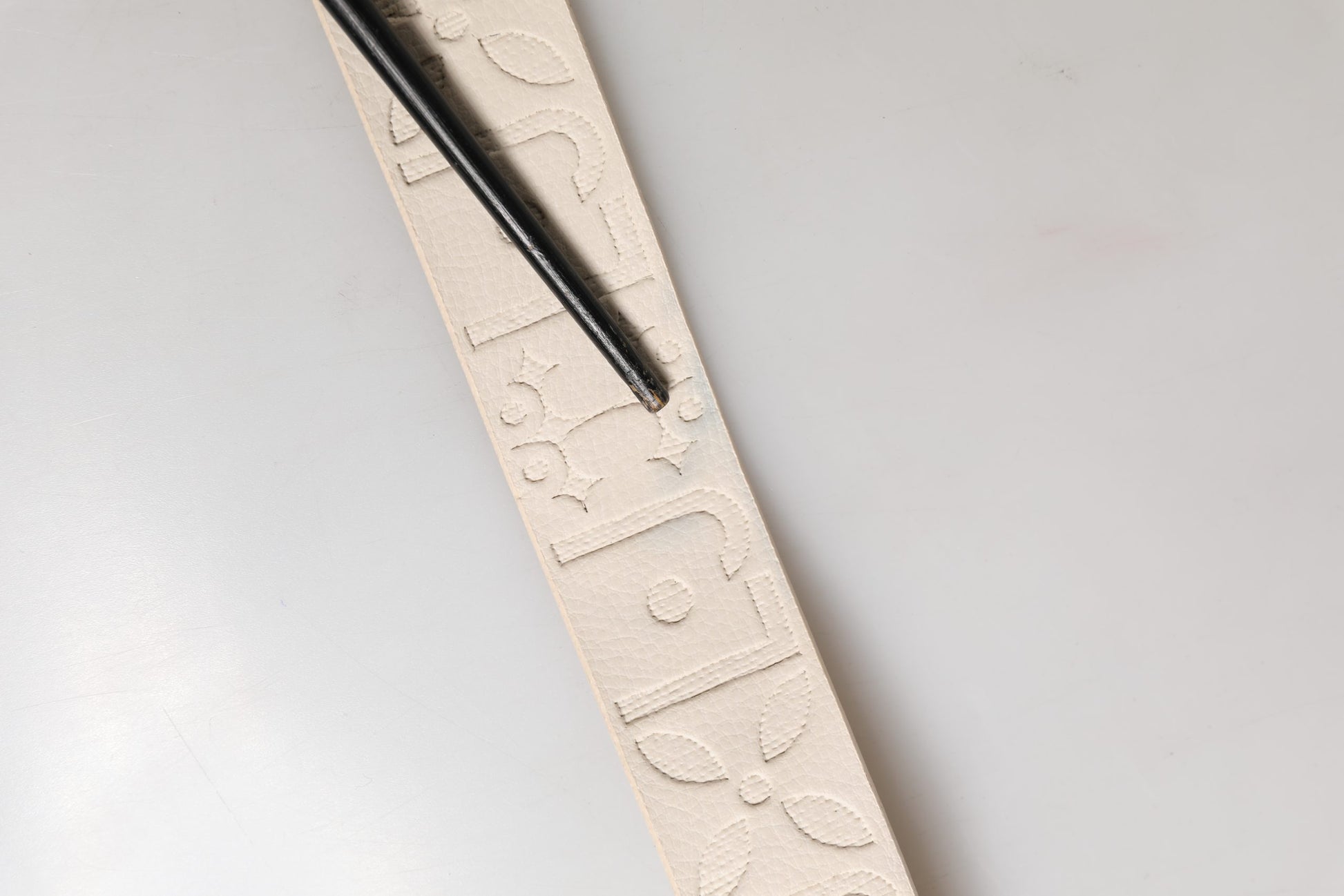 Liu Jo Beige Leather Wide Waist Belt with Silver Metal Buckle - Minor Defect