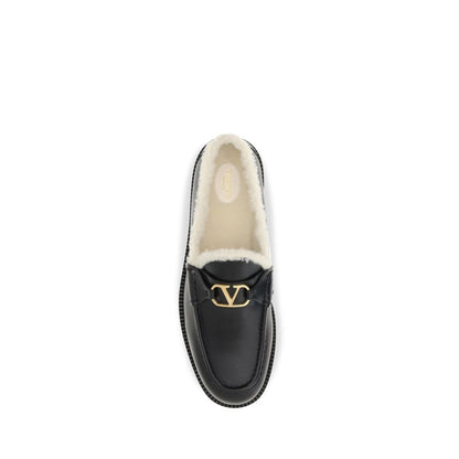 Valentino Garavani Black Leather Vlogo Fur Slip-On Loafers