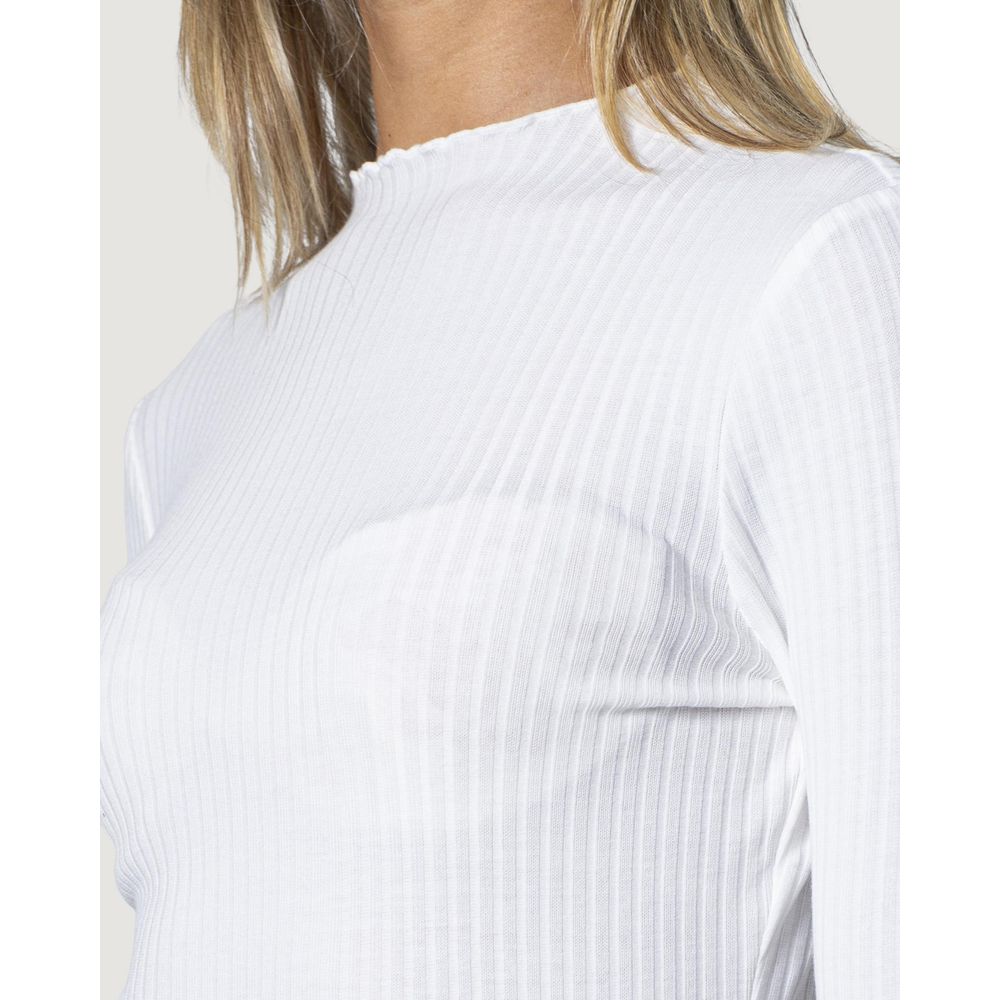 Only EMMA L/S HIGH NECK TOP NOOS JRS 15180040 - Essential White Polyester Turtleneck