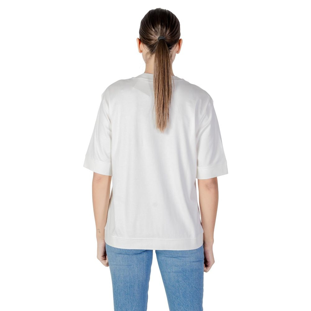 Calvin Klein Jeans White Cotton T-Shirt - OVERSIZED BOYFRIEND