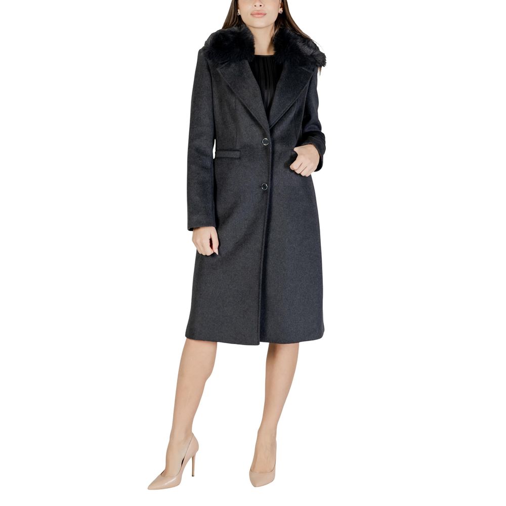 Guess KAROLE FUR COLLAR COAT W5BL19 W2642