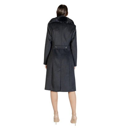 Guess KAROLE FUR COLLAR COAT W5BL19 W2642