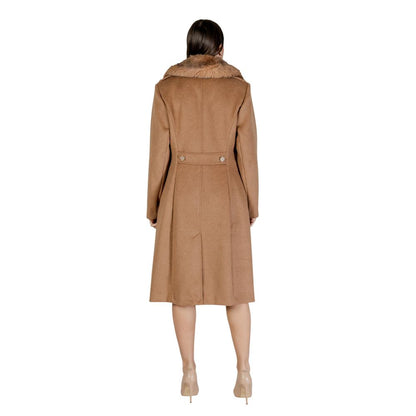 Guess KAROLE FUR COLLAR COAT W5BL19 W2642