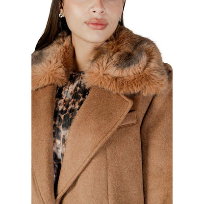 Guess KAROLE FUR COLLAR COAT W5BL19 W2642