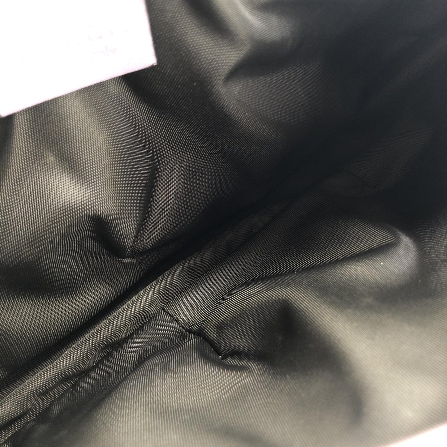 Gucci Preloved Metallic Guccissima Lovely Shoulder Bag in Lavender - Timeless Elegance and Style