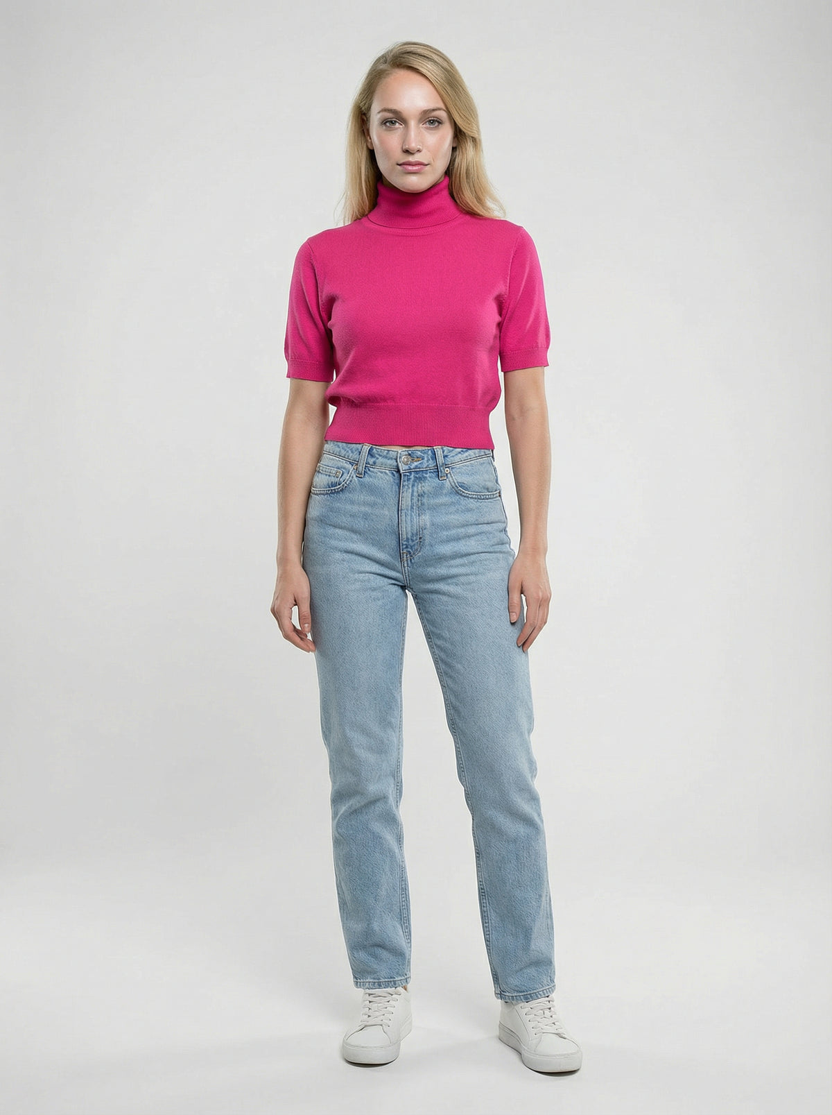 Dolce & Gabbana Pink Silk Turtleneck Pullover - IT40|S